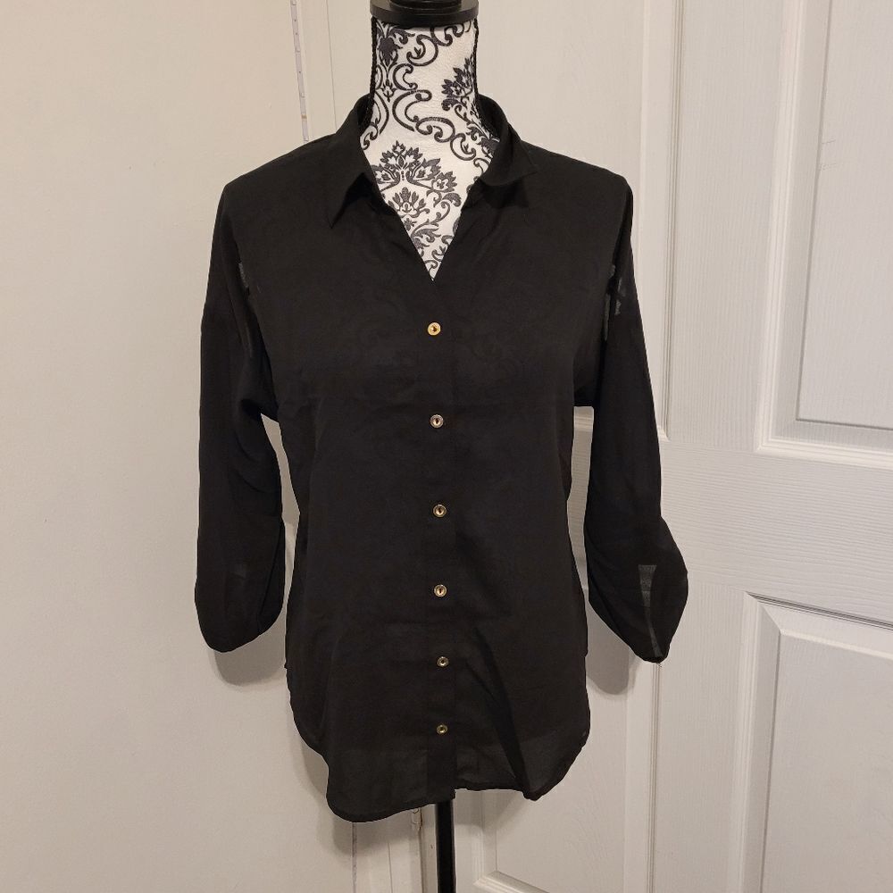 Mine black button up Blouse with cut out back